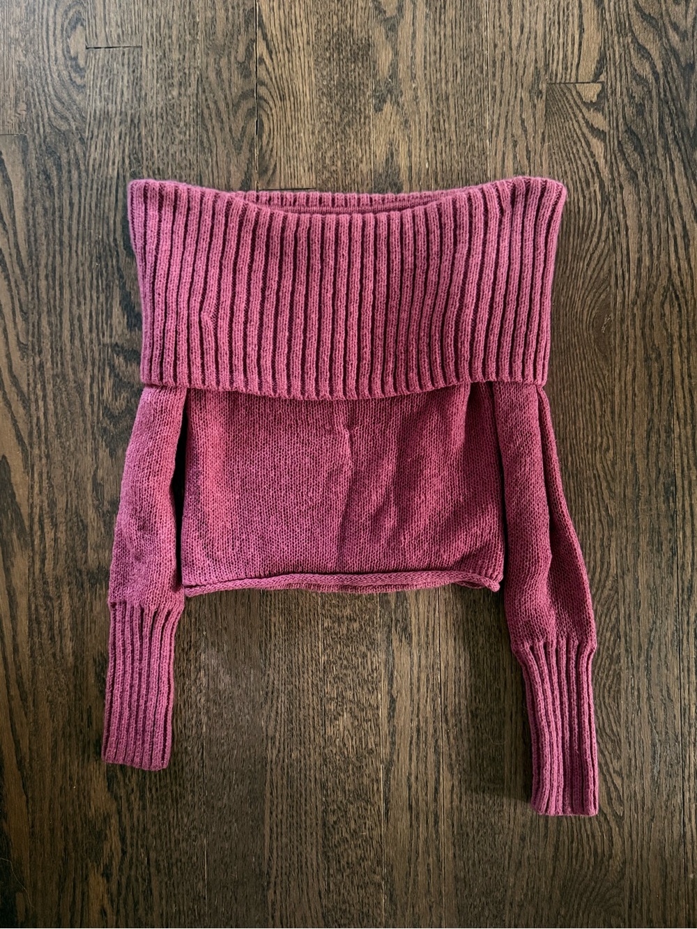 SO Off-the-Shoulder Ribbed Crop Sweater Rose